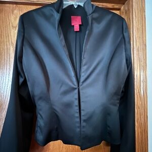 Dressy black jacket w/lining.